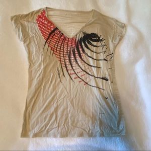 Abstract front t-shirt.